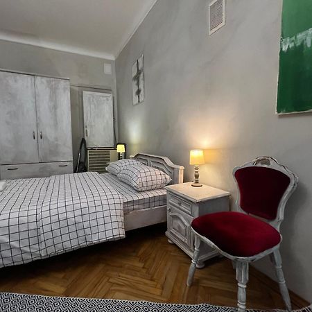 Loft-Style Apt On Virmenska Str ลวีฟ ภายนอก รูปภาพ
