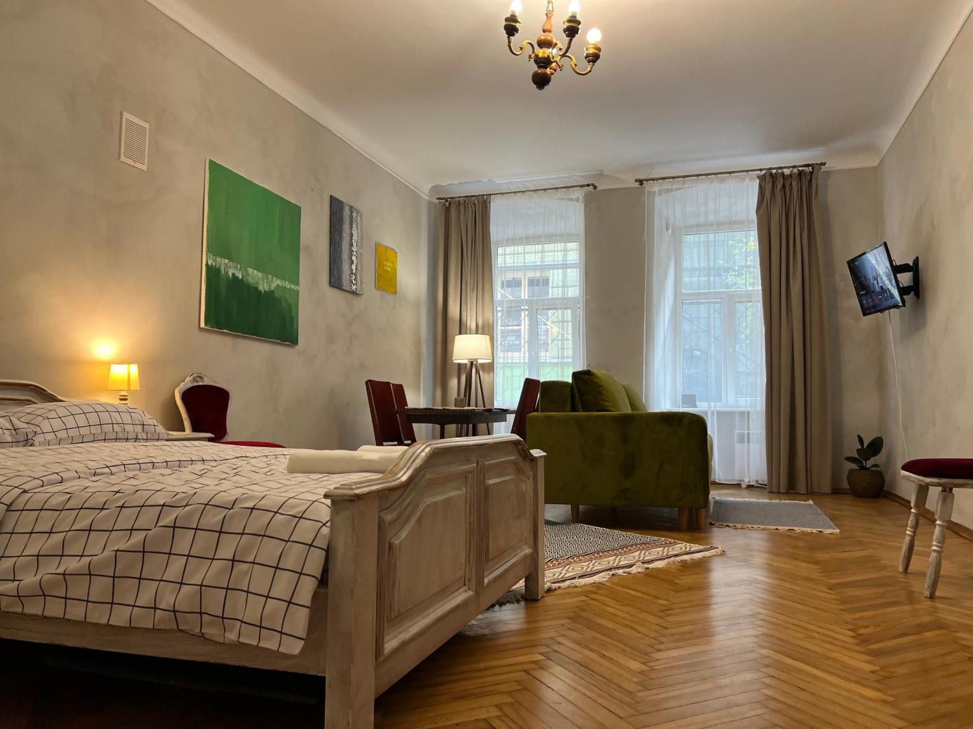 Loft-Style Apt On Virmenska Str ลวีฟ ภายนอก รูปภาพ